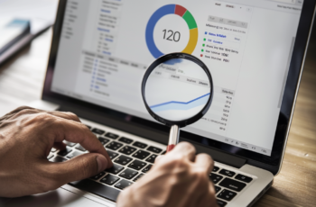 Czy rozszerzenie domeny ma wpływ na SEO ?